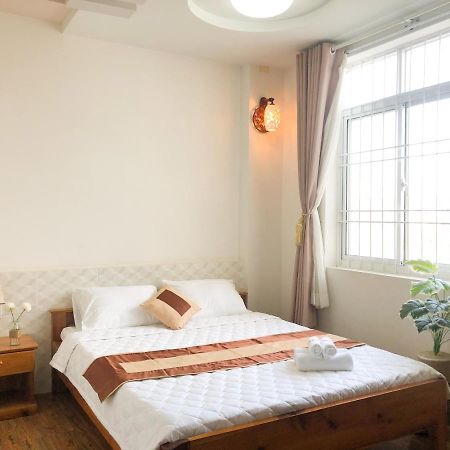 דואונג דונג Khuong Loan Guesthouse מראה חיצוני תמונה